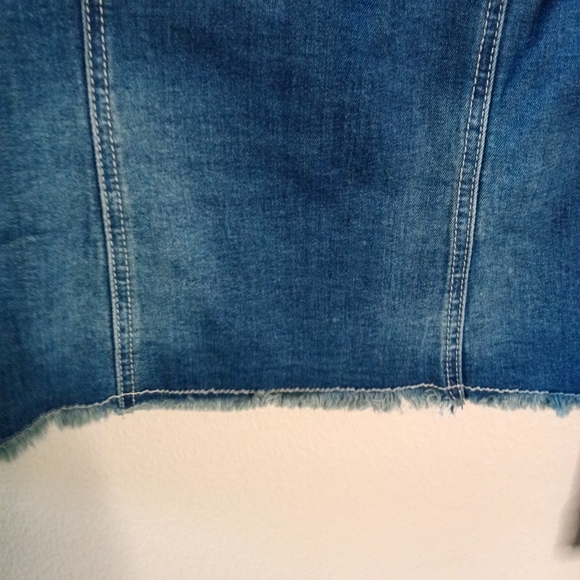 Venus Beaded Denim Jacket Blue Jean Button Down Pearls Size Small - Picture 10 of 13